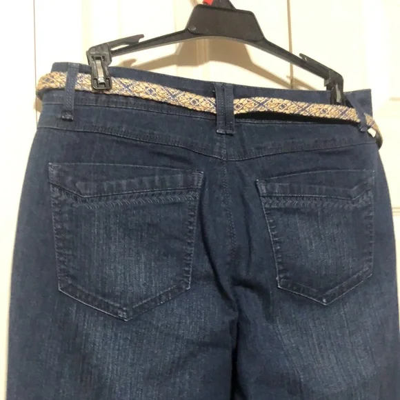 Gloria Vanderbilt Skimmer Capri Jeans with belt - Picture 5 of 6